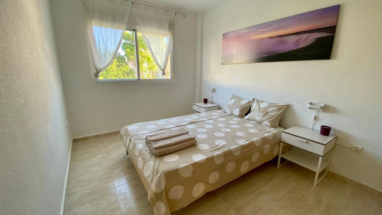 Bungalow Playa Apartment El Campello Luaran gambar