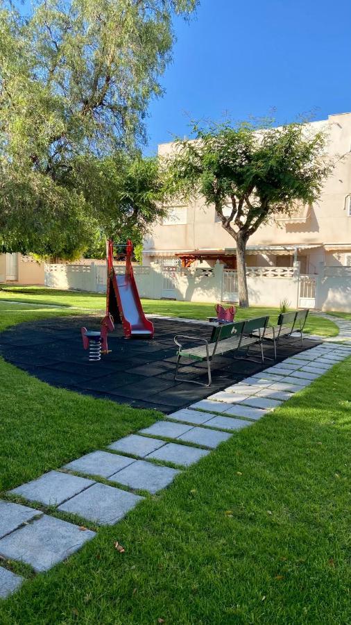 Bungalow Playa Apartment El Campello Luaran gambar
