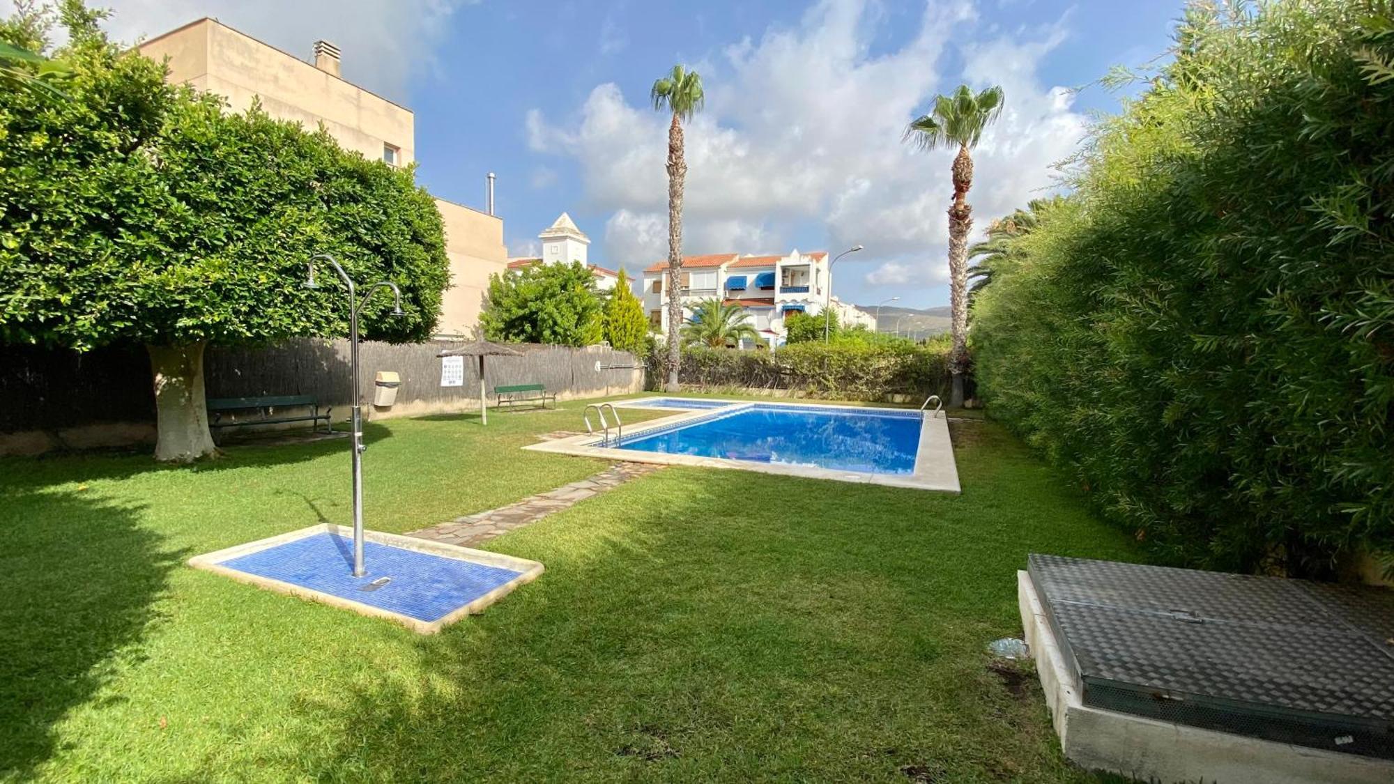 Bungalow Playa Apartment El Campello Luaran gambar
